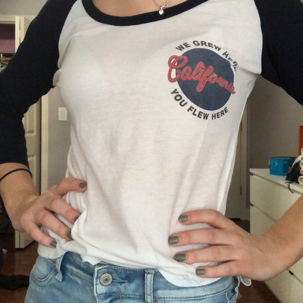Pacsun California Baseball tee!🌼